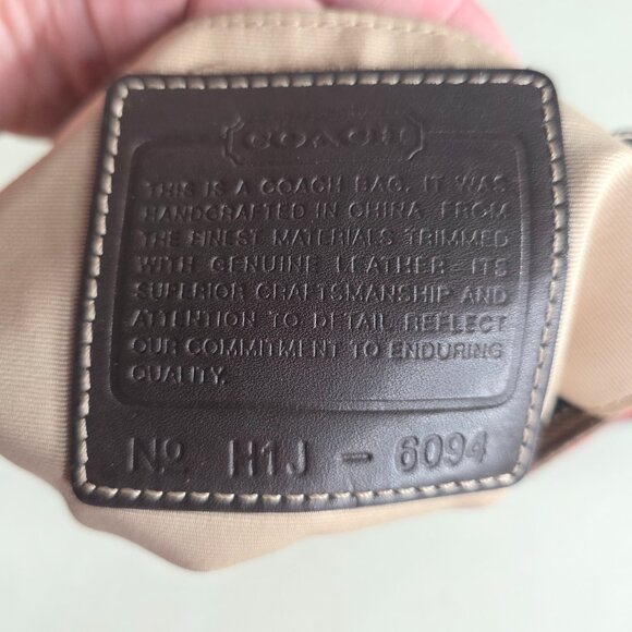 Coach Mini Shoulder Bag HIJ - 6094 No Strap - Picture 5 of 13